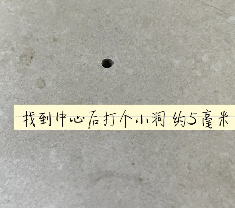 仪陇瓷砖空鼓维修公司专业解答在瓷砖铺贴过程中，如果砂料搅拌不均匀，将会带来以下问题